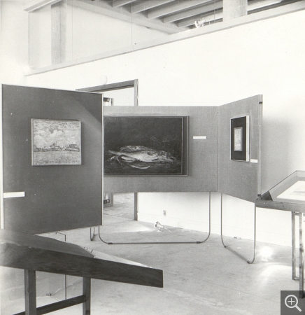 Vue de l’exposition 60 tableaux par Eugène Boudin, Palais de la Bourse, Le Havre (27 juin – 6 septembre 1959).. Le Havre, Archives du musée d’art moderne André Malraux