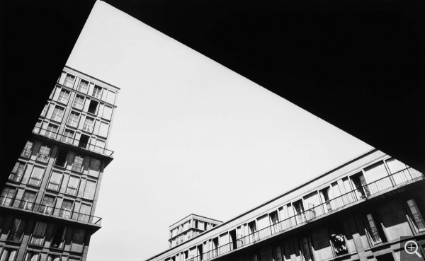 Lucien HERVÉ (1910-2007), ISAI Buildings (Immeubles sans affectation individuelle), 1956, silver halide photography – paper print, 30 x 48 cm. © MuMa Le Havre / Lucien Hervé