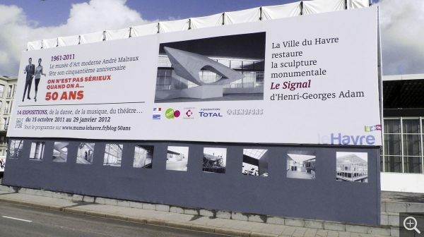 Octobre 2011 : Pose de la bâche, chantier de restauration du Signal. © MuMa Le Havre / Laurent Boné