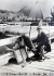 Anonyme, Eugène Boudin peignant sur la jetée de Deauville, 1896, photographie, 16,5 x 12 cm. Don de Georges Sporck au musée de Honfleur. © Honfleur, musée Eugène Boudin