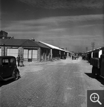 Anonyme (photographe du MRU), Constructions provisoires quai Georges V, 27 juin 1946. Photothèque de la DICOM © MEDDE / MLETR