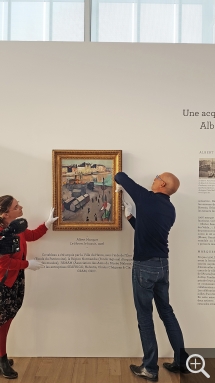 Le tableau est accroché sur une cimaise spéciale à l'entrée du musée. © MuMa Le Havre / Claire Palué