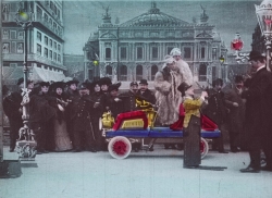 Georges MÉLIÈS (1861 -1938), Le raid Paris-Monte-Carlo en automobile , 1905, photogramme d’une copie peinte à la main. Paris. © Paris