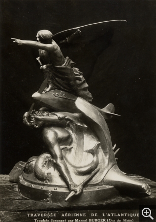 Laurent Marcel BURGER (1898-1969), Trophée de bronze « Traversée aérienne de l’Atlantique ». . Alfred Fornallaz