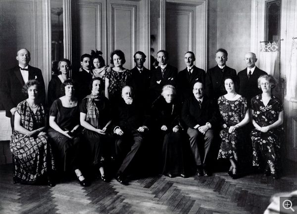 Anonyme, Les Noces d’or de Léon-Marius Dufy et Marie Eugénie Ida Lemonnier, parents de Raoul Dufy, photographie. © Le Havre, documentation du MuMa