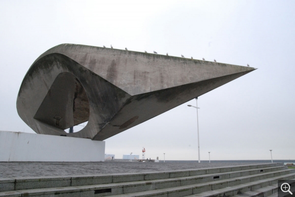 Le Signal d'Adam : sculpture avant restauration. © MuMa Le Havre / Christian Le Guen