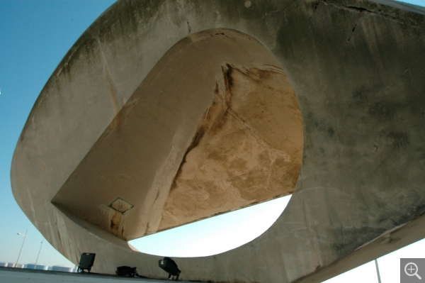 Le Signal d'Adam : sculpture avant restauration. © MuMa Le Havre / Christian Le Guen