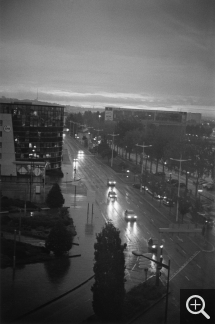 Bernard PLOSSU (1945), Le Havre. Octobre 2013, 2013, black and white silver print, 30 x 24 cm. . © Bernard Plossu