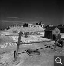 Anonyme (photographe du MRU), Recovering Materials, 27 juin 1946. Photothèque de la DICOM © MEDDE / MLETR