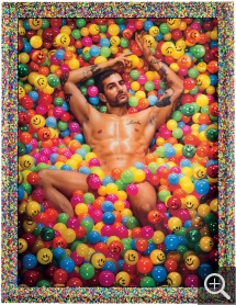 PIERRE ET GILLES - Pierre Commoy (1950) et Gilles Blanchard (1953), Funny Balls (Modèle : Marc Jacobs), 2012, 'photographie peinte - pièce unique', 148,5 x 114,5 cm. . © Pierre et Gilles