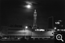 Bernard PLOSSU (1945), Sans titre, mars 2014, photographie argentique. Le Havre. © Bernard Plossu — © Église St Joseph, architecte Auguste Perret, UFSE, SAIF 2015