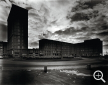 Olivier MÉRIEL (1955), Quartier Perret, 2005, photographie. © MuMa Le Havre / Olivier Mériel