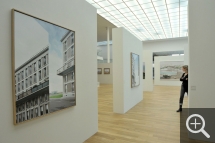 Partial view of the "Le Havre. Images sur commande" exhibition Xavier Zimmermann, CC01 (left), 2009, photograph. © MuMa Le Havre / Christian Le Guen