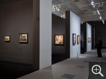 Albert Marquet, (à gauche) Les Toits rouge, 1902 – 1904 ; (à droite) Balcon, avenue de Versailles, 1904 ; (à l’arrière-plan) La Femme blonde, 1818 – 1819. © Delphine Jouandeau — © ADAGP, Paris, 2013