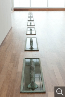 Josep RIERA I ARAGÓ (1954), Immersion, 1998, bronze, 148 x 39.5 cm. © MuMa Le Havre / Renaud Dessade — © ADAGP, Paris, 2013