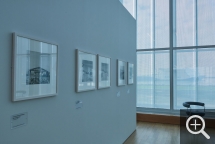 Vue partielle de l'exposition « Photographier pour reconstruire  ». © MuMa Le Havre / Laurent Lachèvre