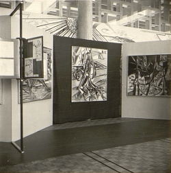 Vue de l’exposition Forces et rythmes de l’industrie présentée au Palais de la Bourse au Havre (9 janvier – 8 février 1960). . Le Havre, Archives du musée d’art moderne André Malraux Vue de l’exposition Forces et rythmes de l’industrie présentée au Palais de la Bourse au Havre (9 janvier – 8 février 1960). . Le Havre, Archives du musée d’art moderne André Malraux