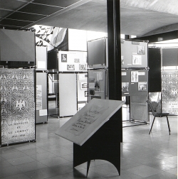 Vue de l’exposition Jacques Copeaux, Musée-maison de la Culture du Havre (1er avril – 30 avril 1962). . Le Havre, Archives du musée d’art moderne André Malraux