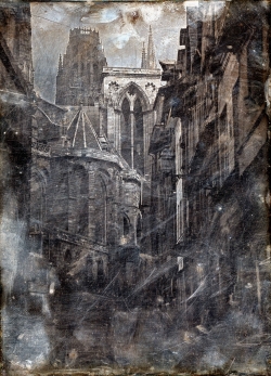 John RUSKIN, Rouen. Cathédrale Notre-Dame, vue du sud-est, 1854, daguerréotype - image inversée, 45 x 32,5 cm. The Ruskin Library