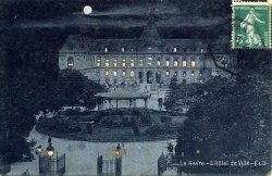 Anonyme, Le Havre, l'hôtel de ville, vers 1900-1910, carte postale. Le Havre, Archives municipales