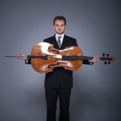 Florent Audibert, cello. © Rouen, Opéra