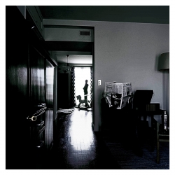 Charles DECORPS (1976), Sans titre 1 , 2008, photographie, 100,5 x 100,5 cm. dépôt du Centre National des Arts Plastiques, Fonds National d’Art Contemporain. © Charles Decorps