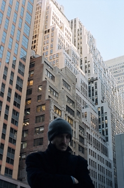 Sabine MEIER (1964), Benjamin Filinson, série « Portrait of a man », 2011-2014, photographie. © Sabine Meier Sabine MEIER (1964), Benjamin Filinson, série « Portrait of a man », 2011-2014, photographie. © Sabine Meier