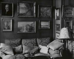 Grand salon de l’appartement d’Olivier Senn, 10 avenue d’Iéna à Paris, après 1931 (détail). Grand salon de l’appartement d’Olivier Senn, 10 avenue d’Iéna à Paris, après 1931 (détail).